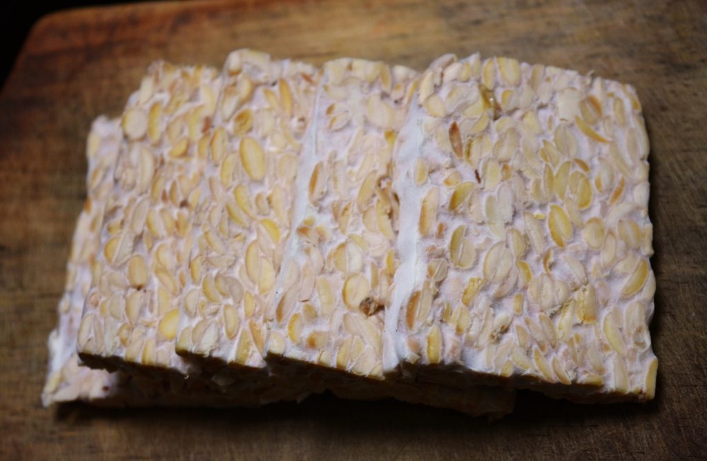 Un aliment à découvrir: le tempeh!